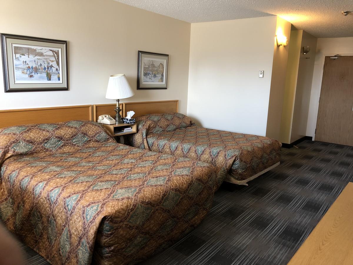 Agassiz Park Lodge - Under New Management McCreary エクステリア 写真