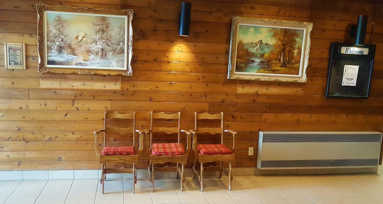 Agassiz Park Lodge - Under New Management McCreary エクステリア 写真