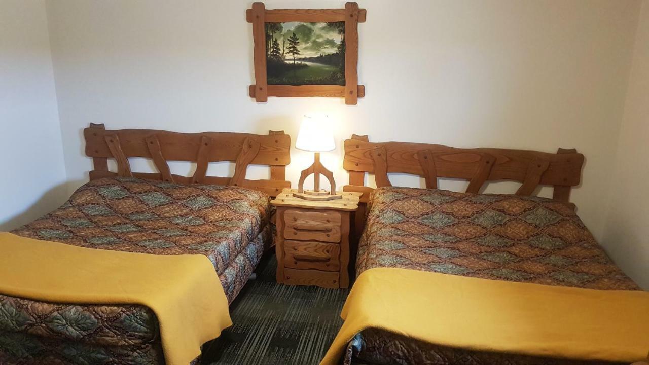Agassiz Park Lodge - Under New Management McCreary エクステリア 写真